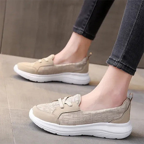 EasyWalk Knit Sneakers